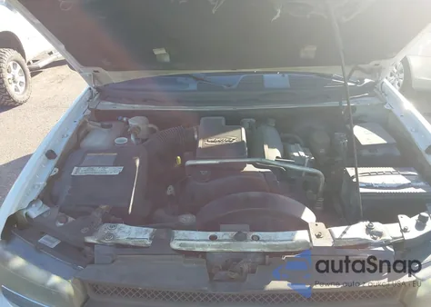 2005 Chevrolet Trailblazer Ls z USA, uszkodzony, nr VIN 1GNDT13S652205143